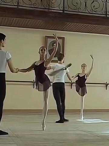 Examen estatal de pas de deux en la Academia Vaganova de San Petersburgo