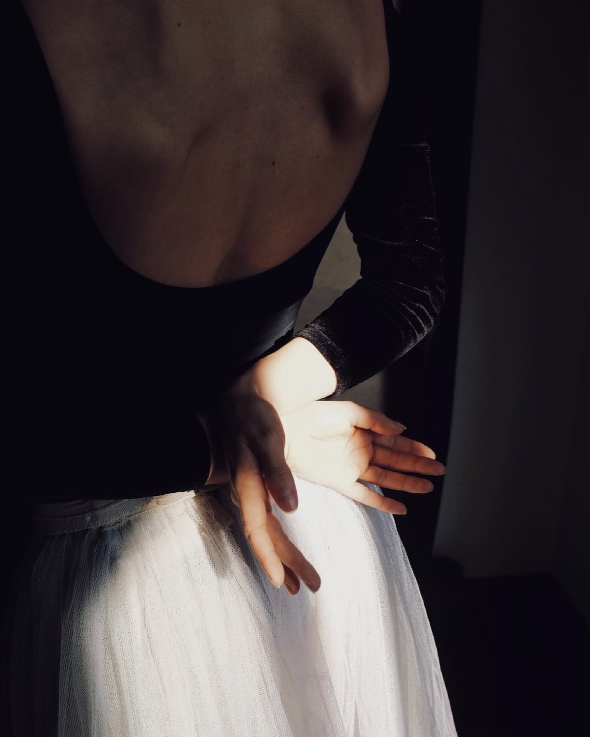 ¿El ballet mejora la postura? Lo que entrena de verdad, y lo que no promete